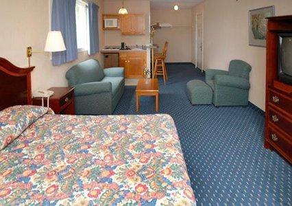 Econo Lodge Inn & Suites Shelburne Szoba fotó